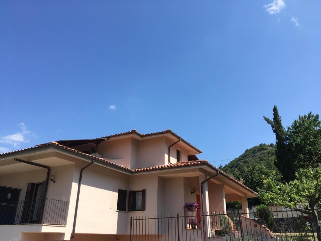 Villa Rosa Caporciano Exterior foto